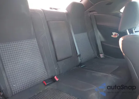 2016 Dodge Challenger Sxt z USA, uszkodzony, nr VIN 2C3CDZAG0GH194962